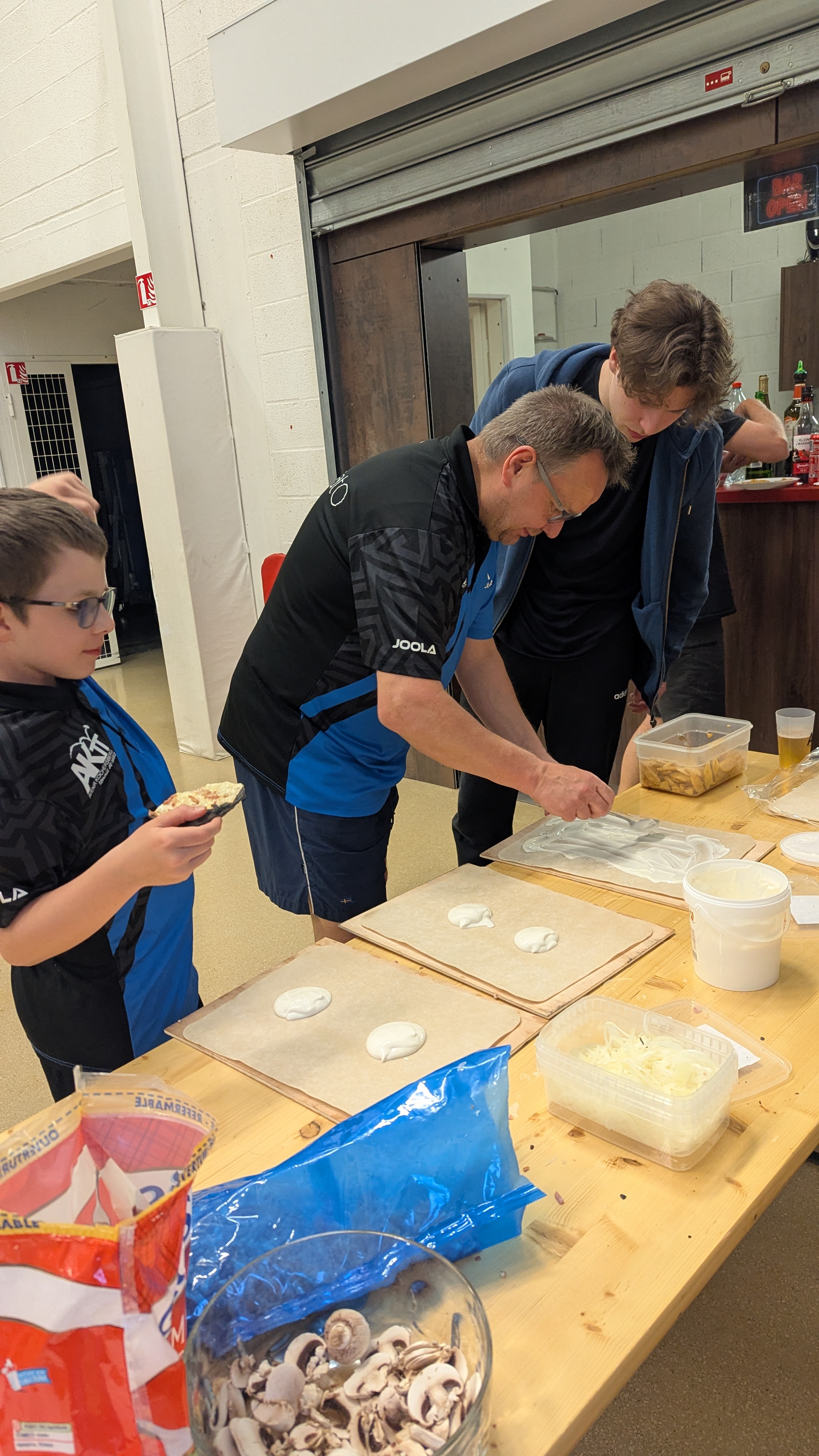 🏓 Tournoi interne 2026 : Convivialité, beaux matchs et tartes flambées !